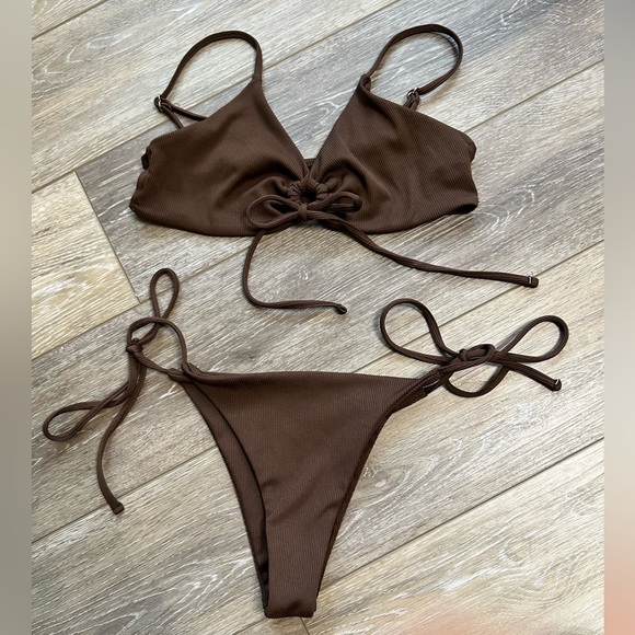 Other - 🏖️ Brown bikini set size Small.